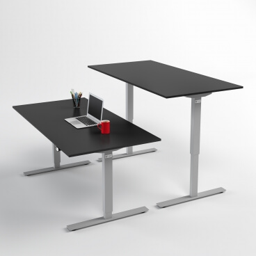 hoj-och-sankbart-skrivbord-silver-stativ-och-svart-skiva